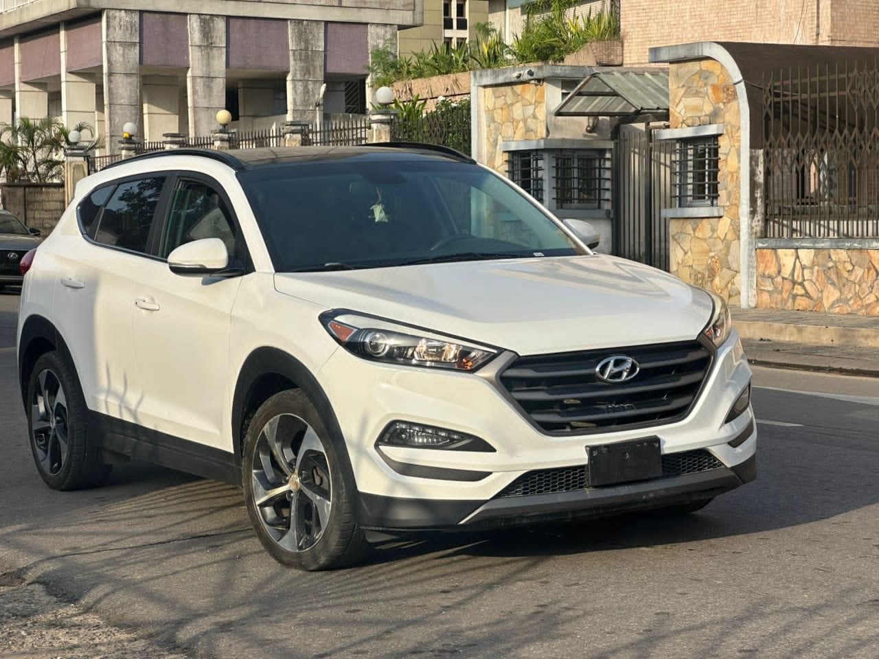 Santafe - Image 1