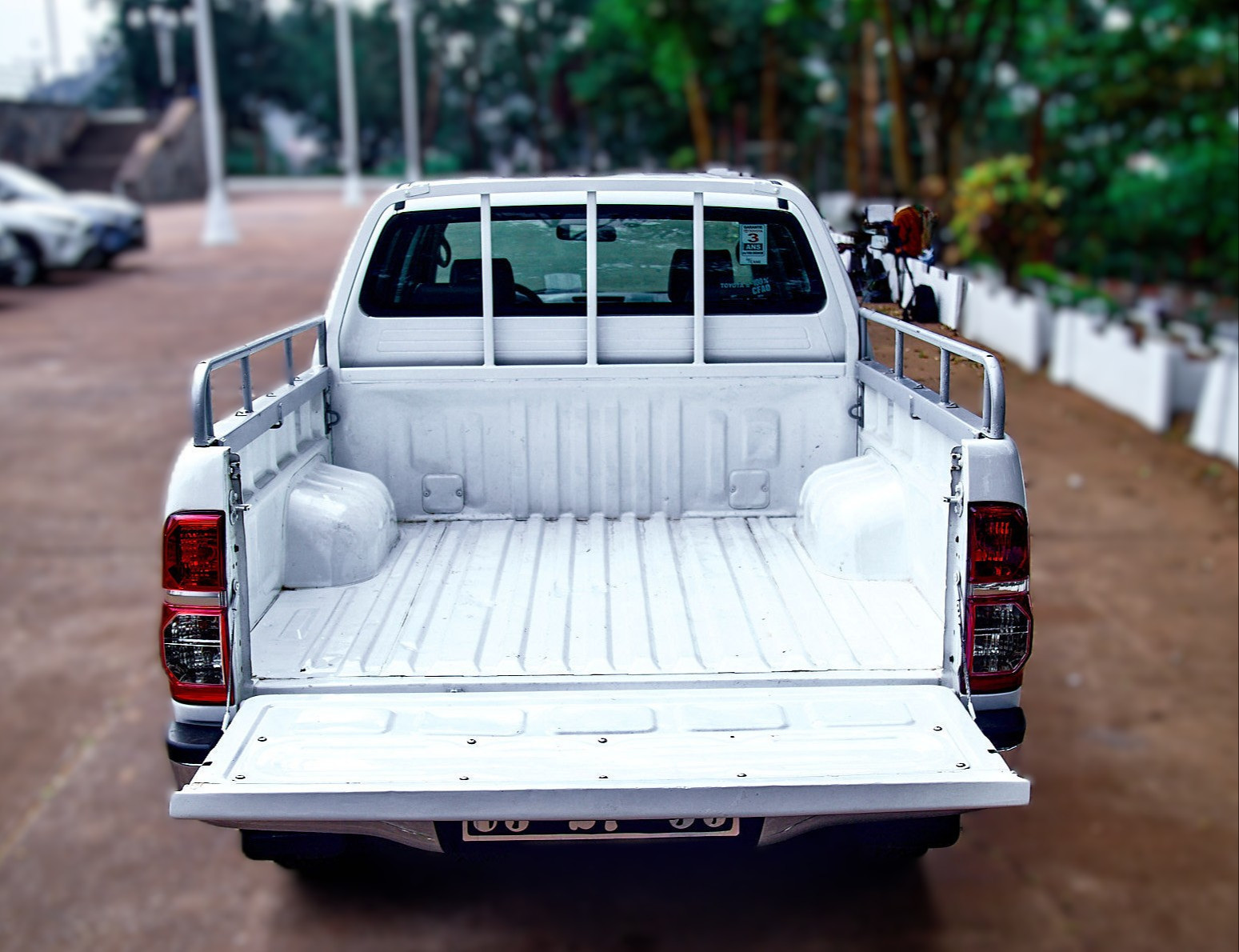 TOYOTA HILUX 2015 (CAMI) - Image 7