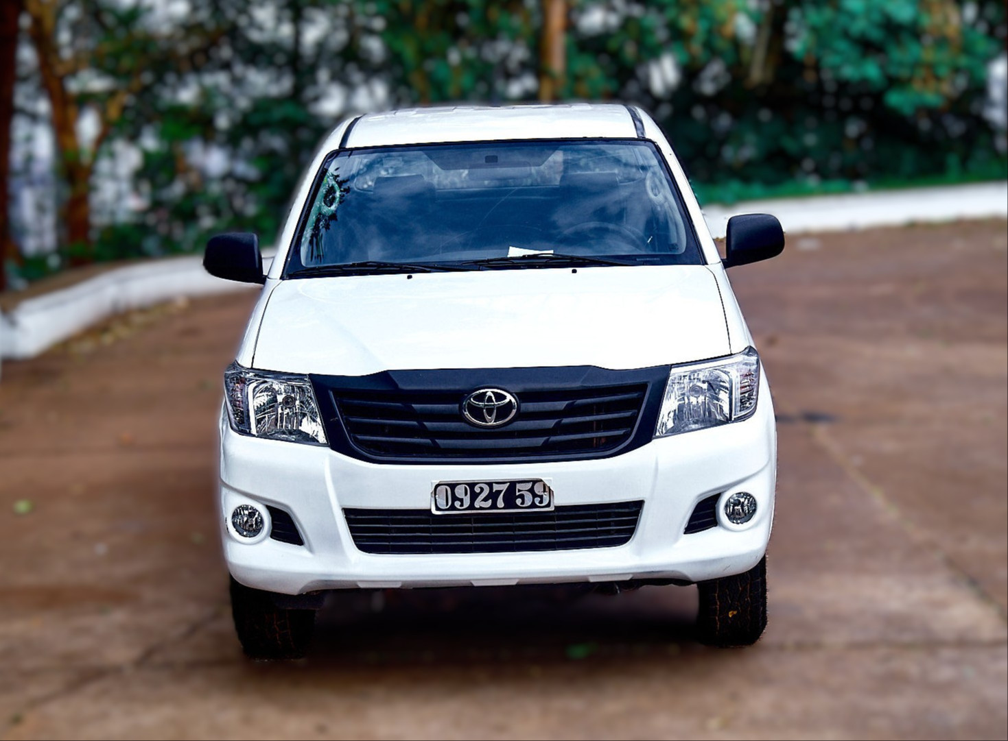 TOYOTA HILUX 2015 (CAMI) - Image 2