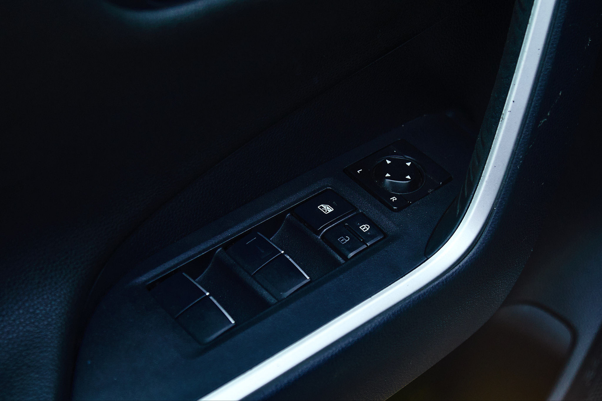 TOYOTA RAV4 2019 - Image 10