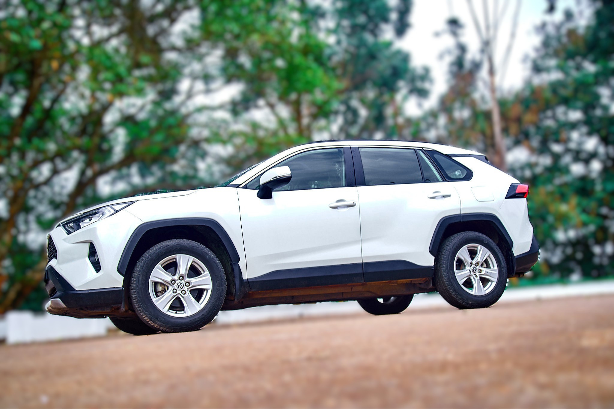 TOYOTA RAV4 2021 - Image 2