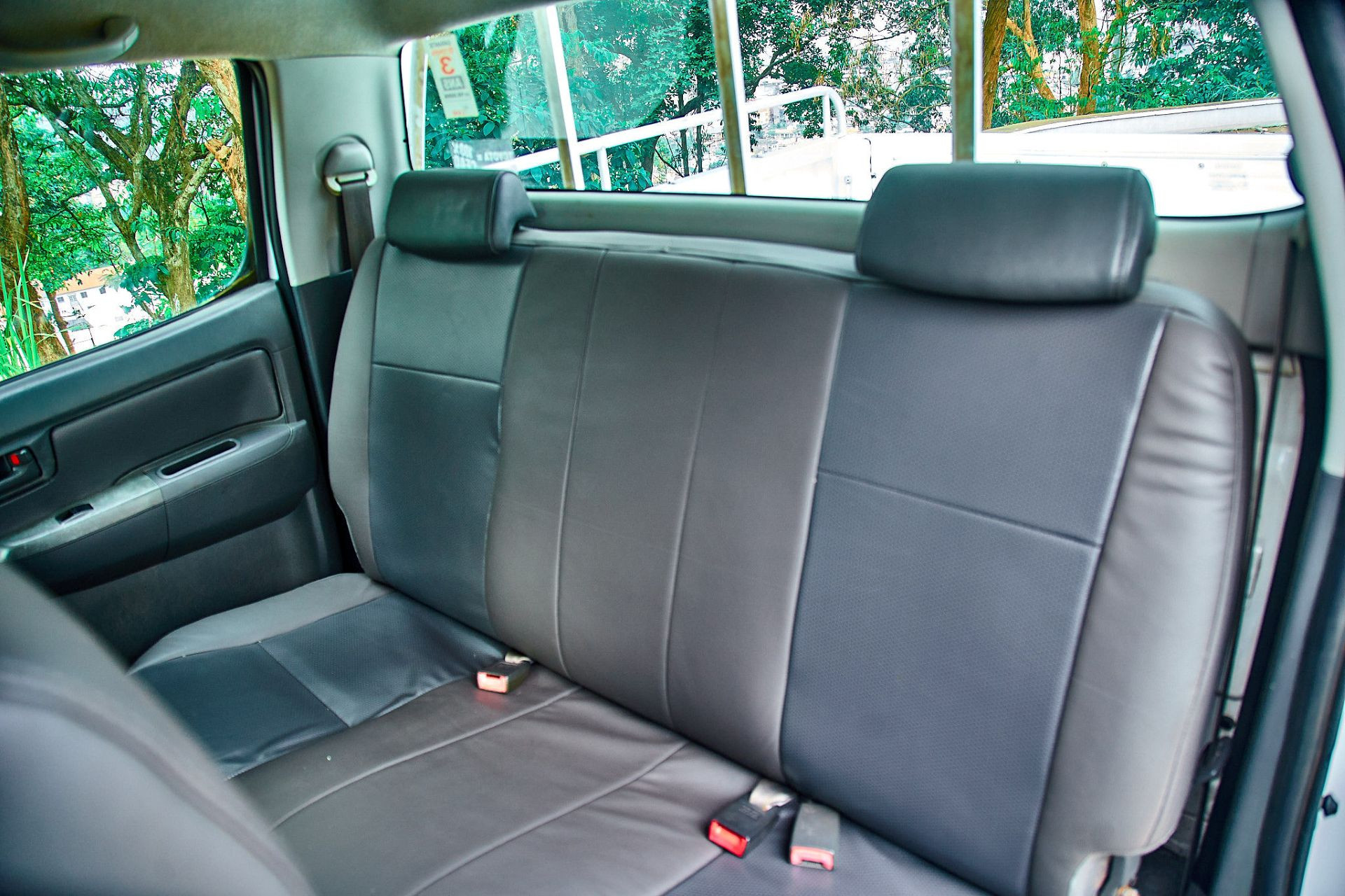 TOYOTA HILUX 2015 (CAMI) - Image 11